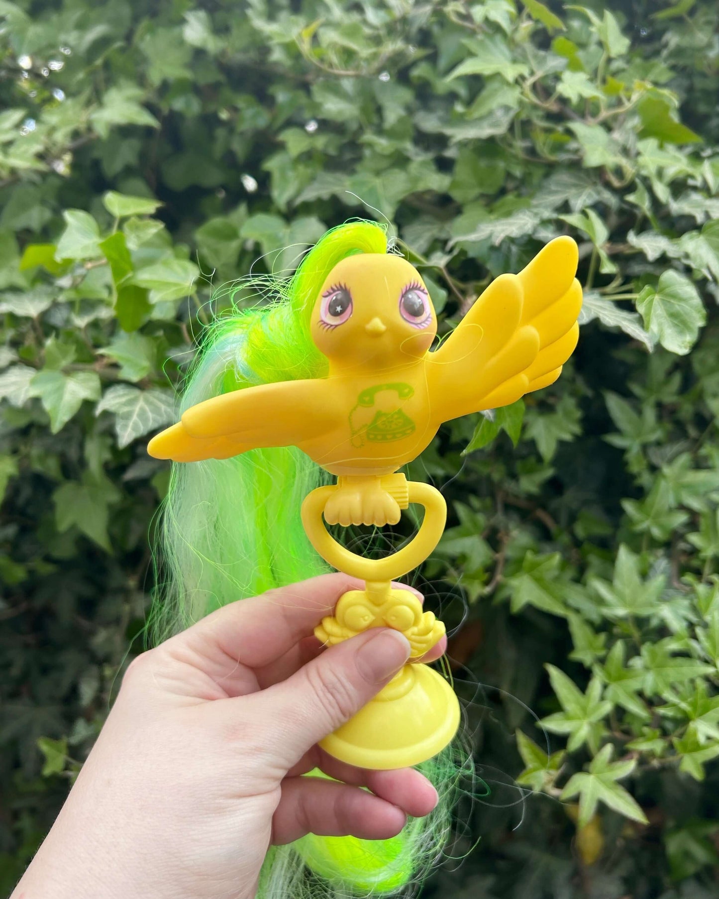 Vintage Fairy Tails Bird Stand and Comb 1986- Tattle Tails